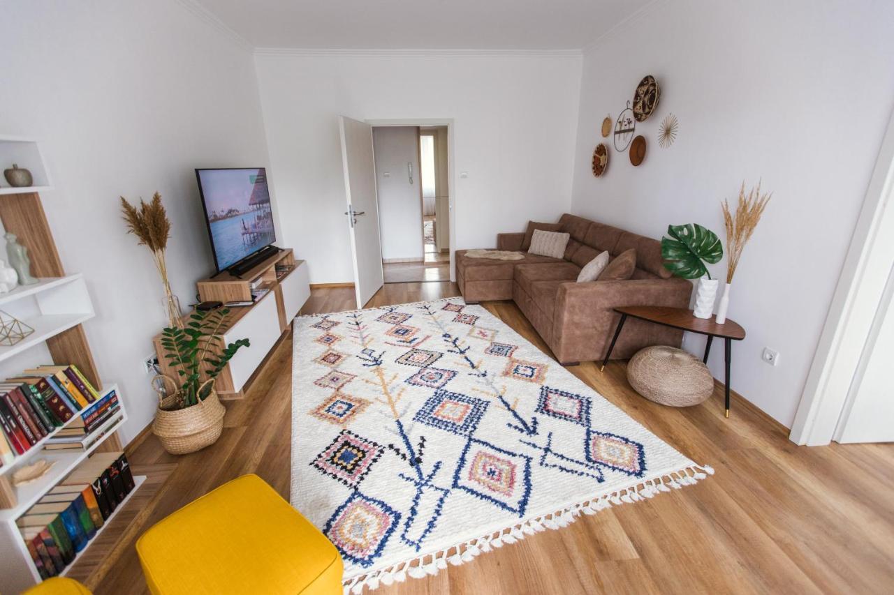Bohohome Apartment Eger Eksteriør billede